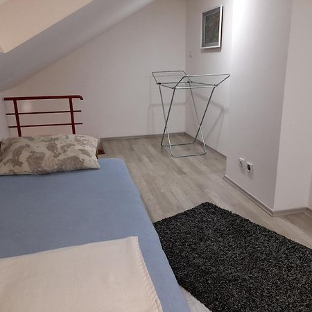 Aleksandrija 1 Ni Esterno foto